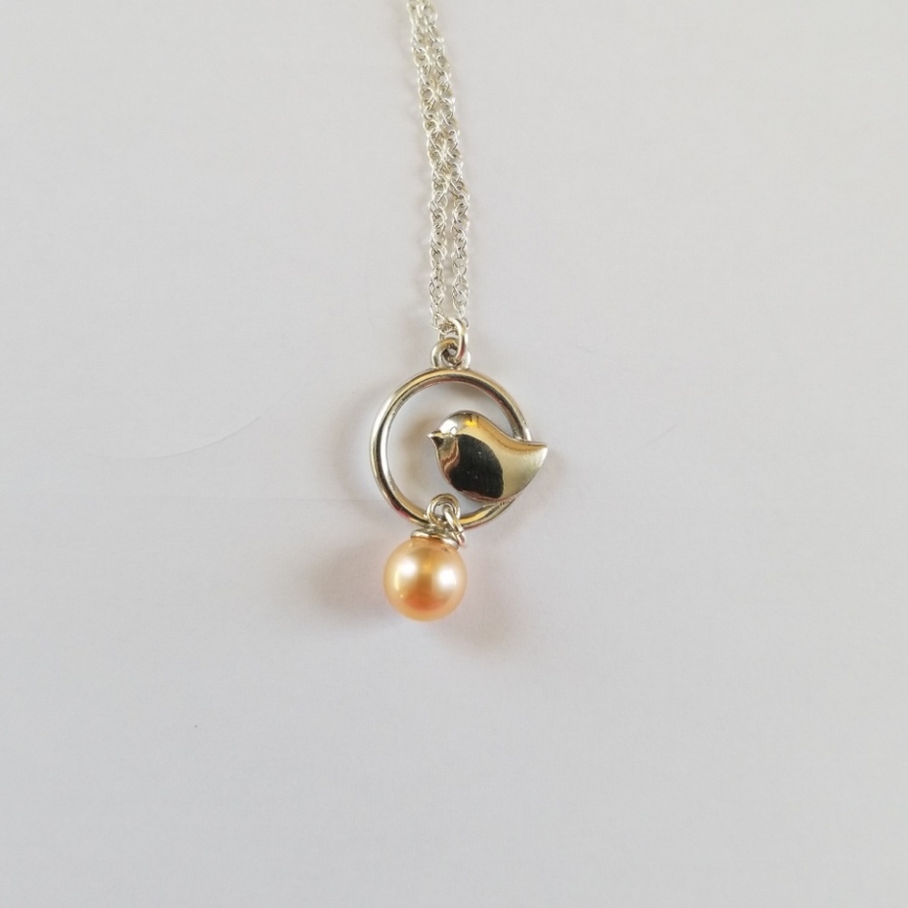 Vantel Pearls "Bird Song" necklace